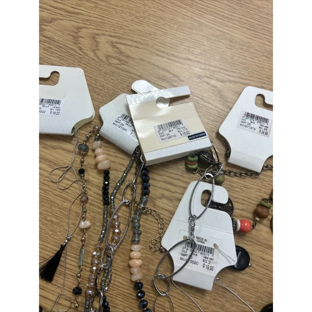 Dress Barn Jewelry Lot Of 5‎ Bundle Necklaces NWT